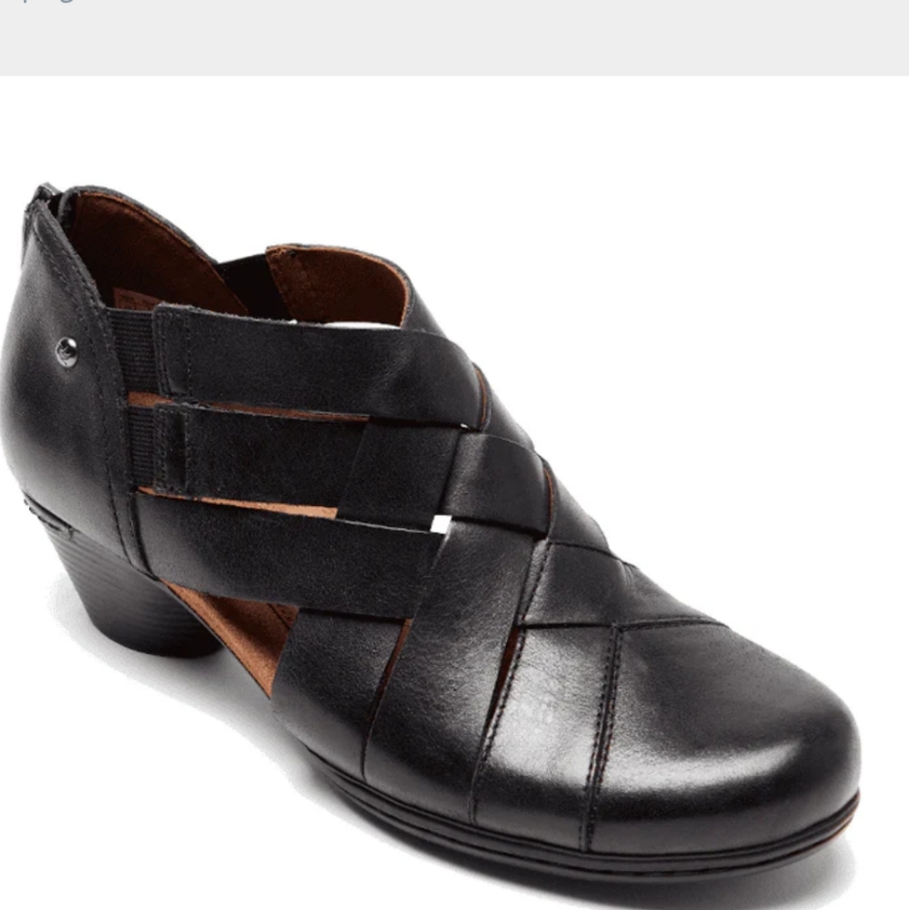 Cobb Hill by New Balance Black Woven Flats (women’s size 8)